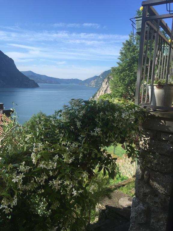 B&B Bellavista Castro  Buitenkant foto